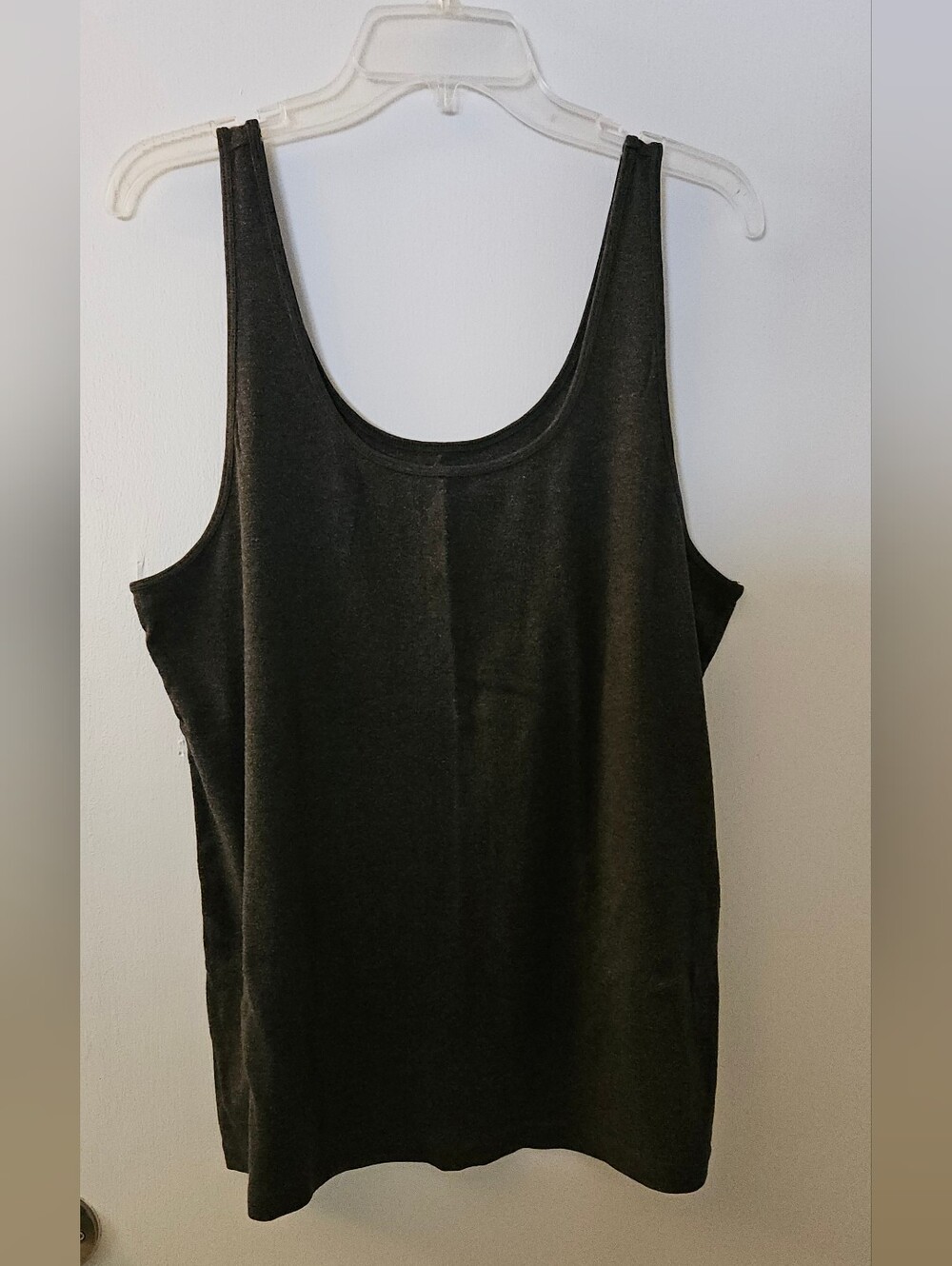 Old Navy Charcoal Scoop Neck Tank